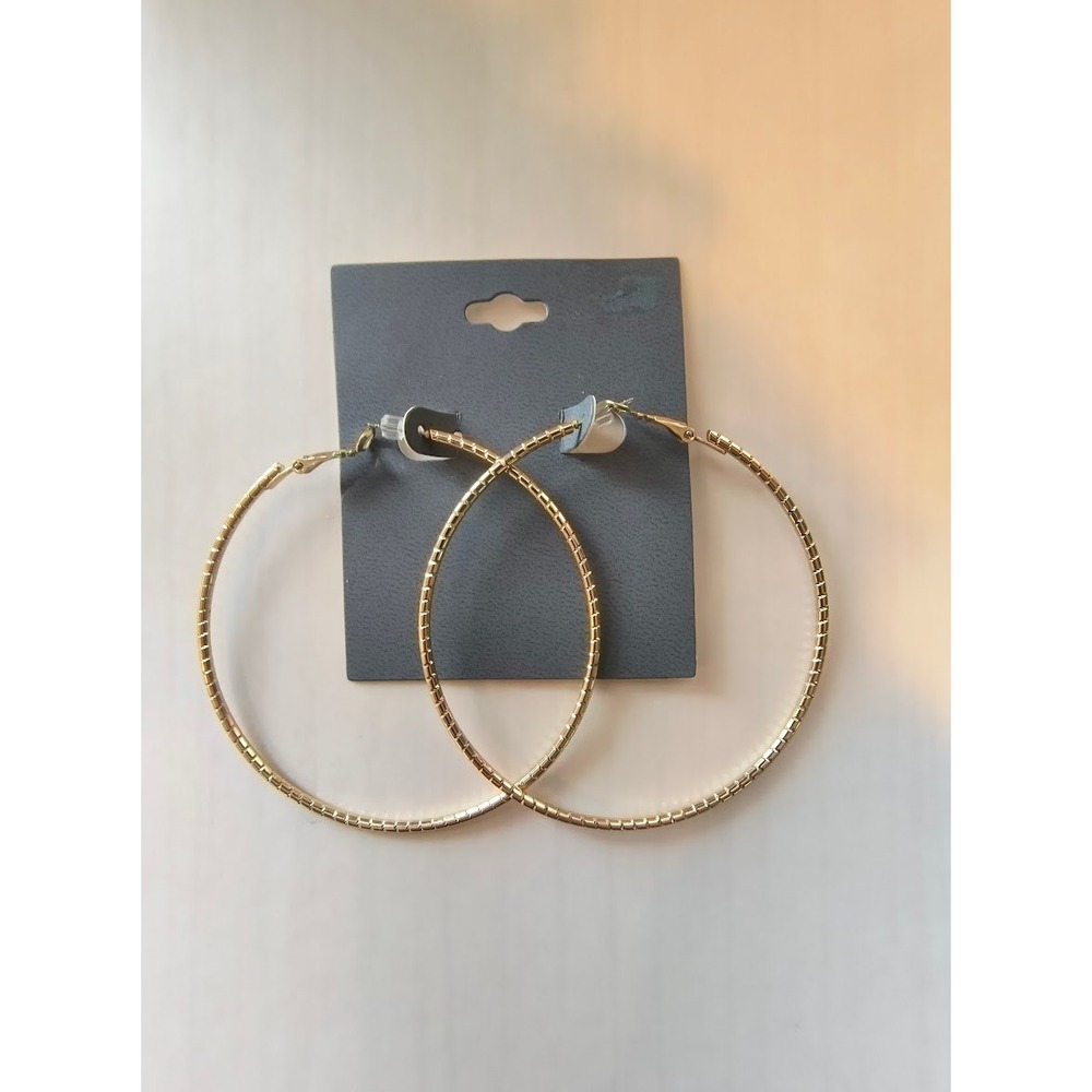 Target Zone Womens Large Gold Tone 3" Textured Ribbed Hoop Earrings‎ New